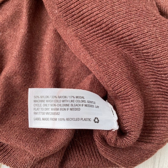 Brown Pullover Sweater - Picture 4 of 7